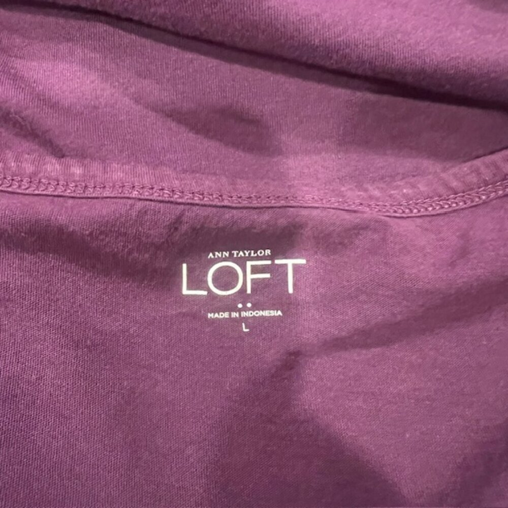 LOFT Purple Lace Front Sleeveless Top Size L - Picture 9 of 9